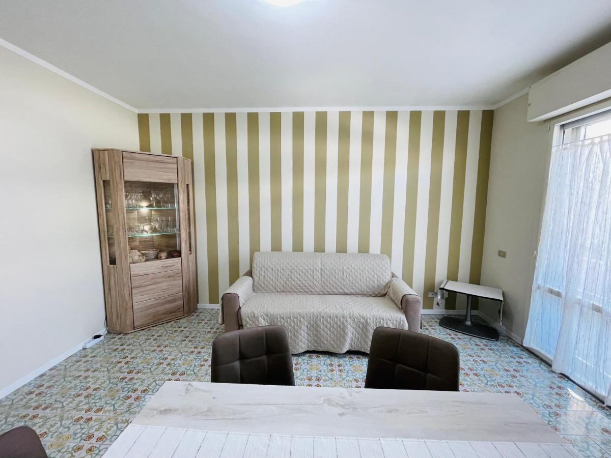 Stefano'S Guests House: 2 Bedrooms & Parking In Viareggio Exterior foto